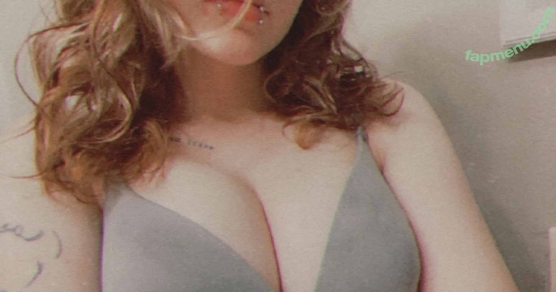 goth.kitty999 nude photo #0012 (goth_kitty.xo)