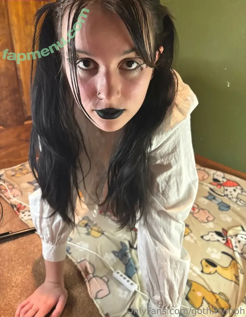 goth.nymph nude photo #0004 (_gothnymph_)