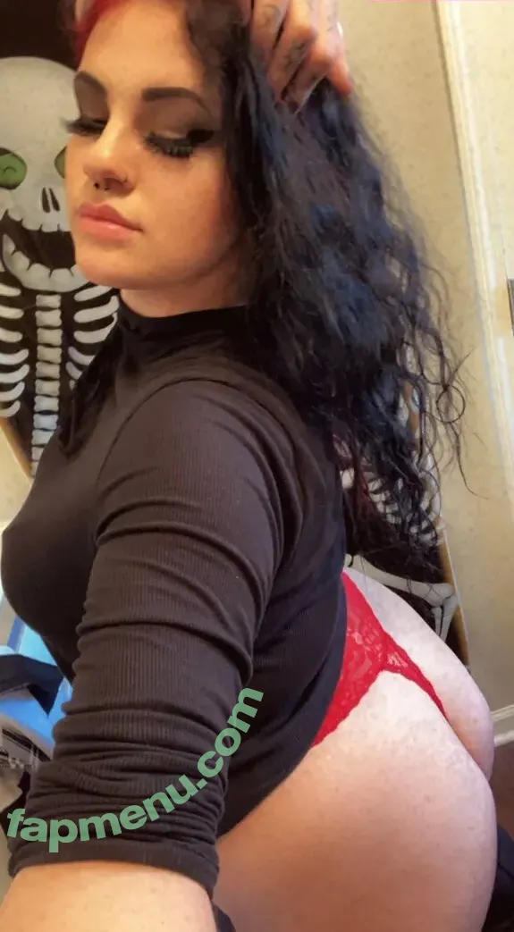 Gothbaby41 nude photo #0013 (Gothbaby41)