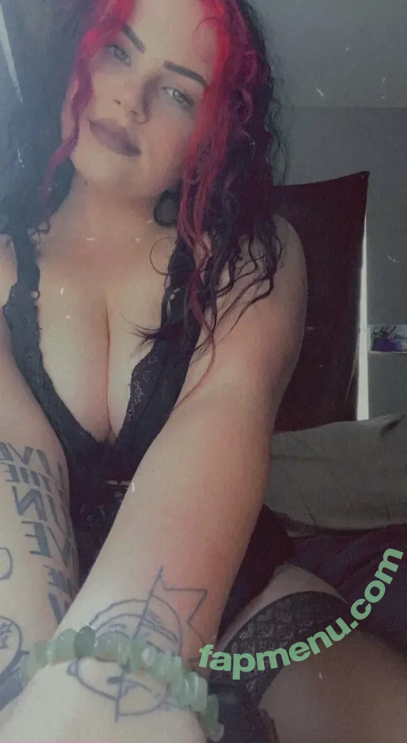 Gothbaby41 nude photo #0014 (Gothbaby41)