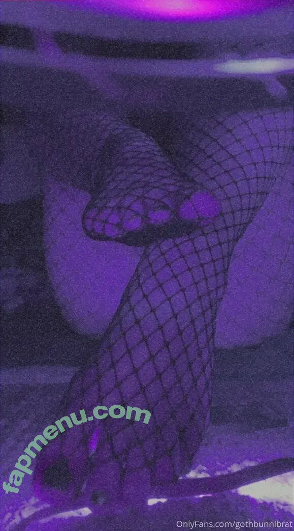 gothbunnibrat nude photo #0004 (gothbunnie)
