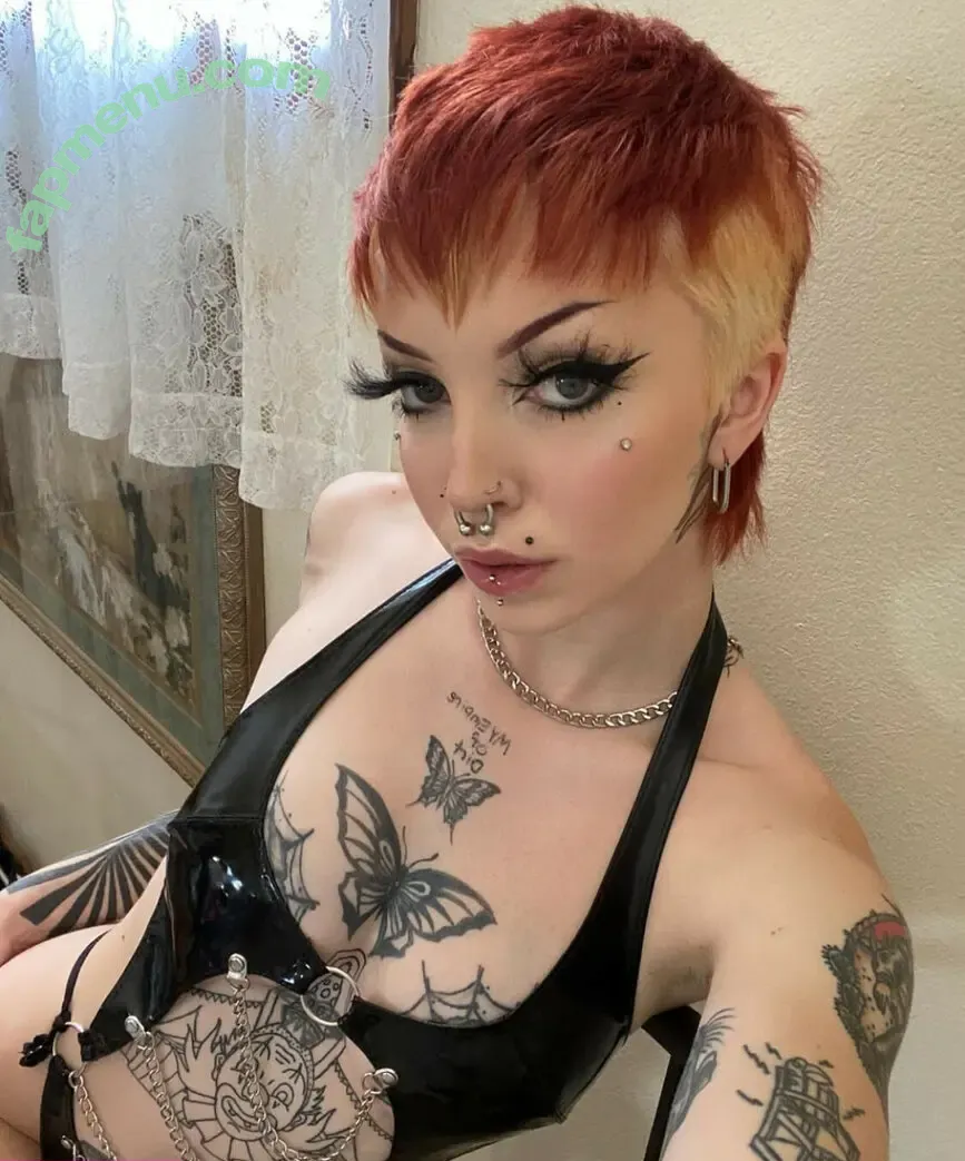 gothcowgirlll nude photo #0003 (gothcowgirllll)