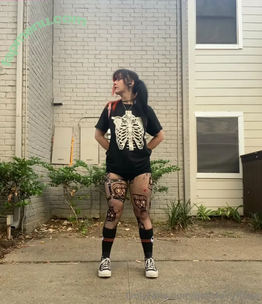 Gothfairyfiona nude photo #0014 (Gothfairyfiona)