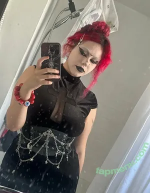 gothgamergirly / thegothmuse nude photo #0341