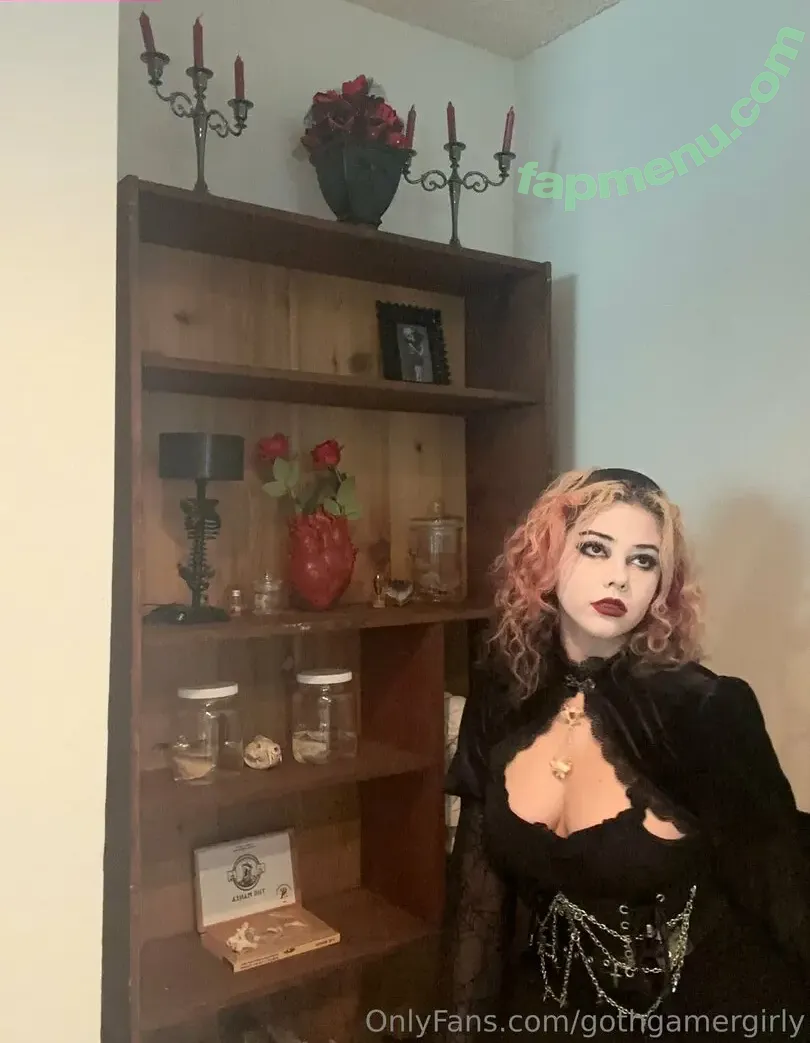 gothgamergirly nude photo #0244 (gothgirlgaming)
