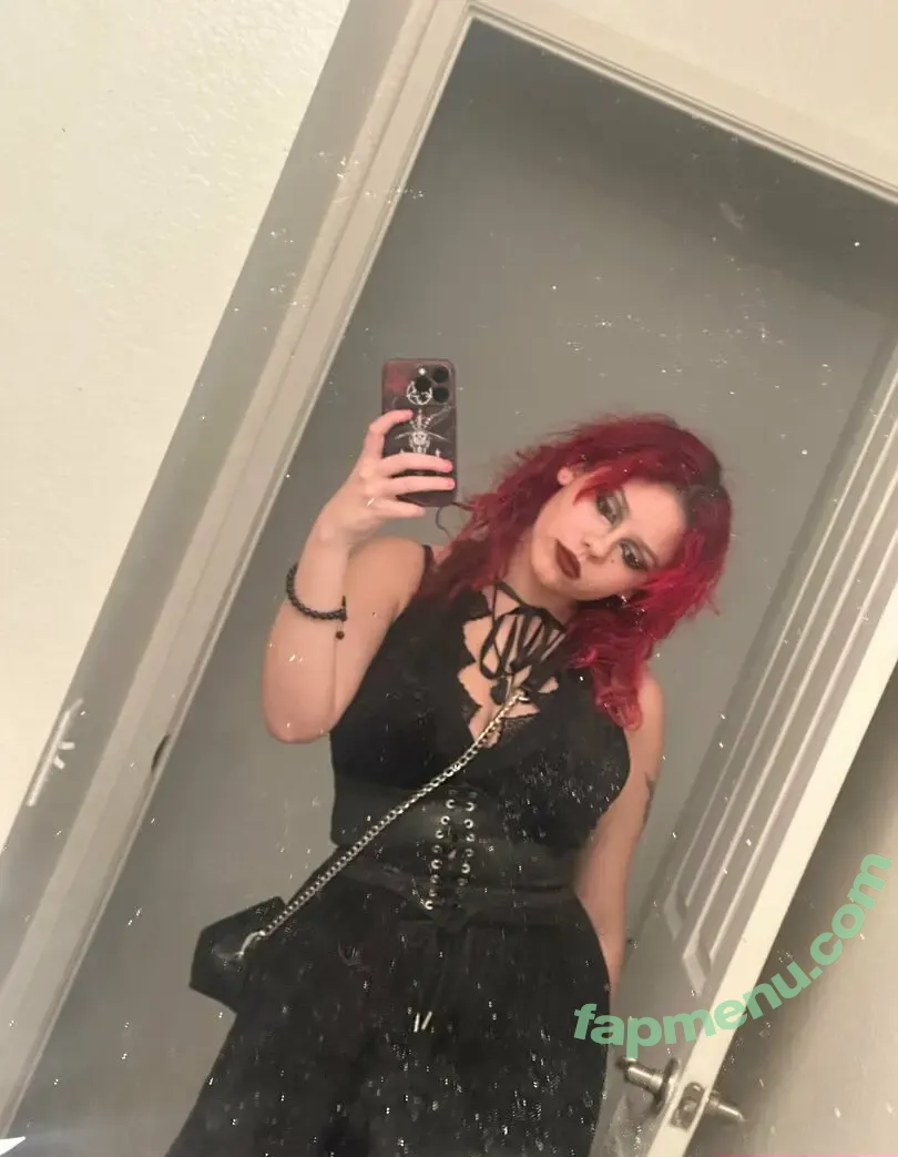 gothgamergirly nude photo #0337 (thegothmuse)