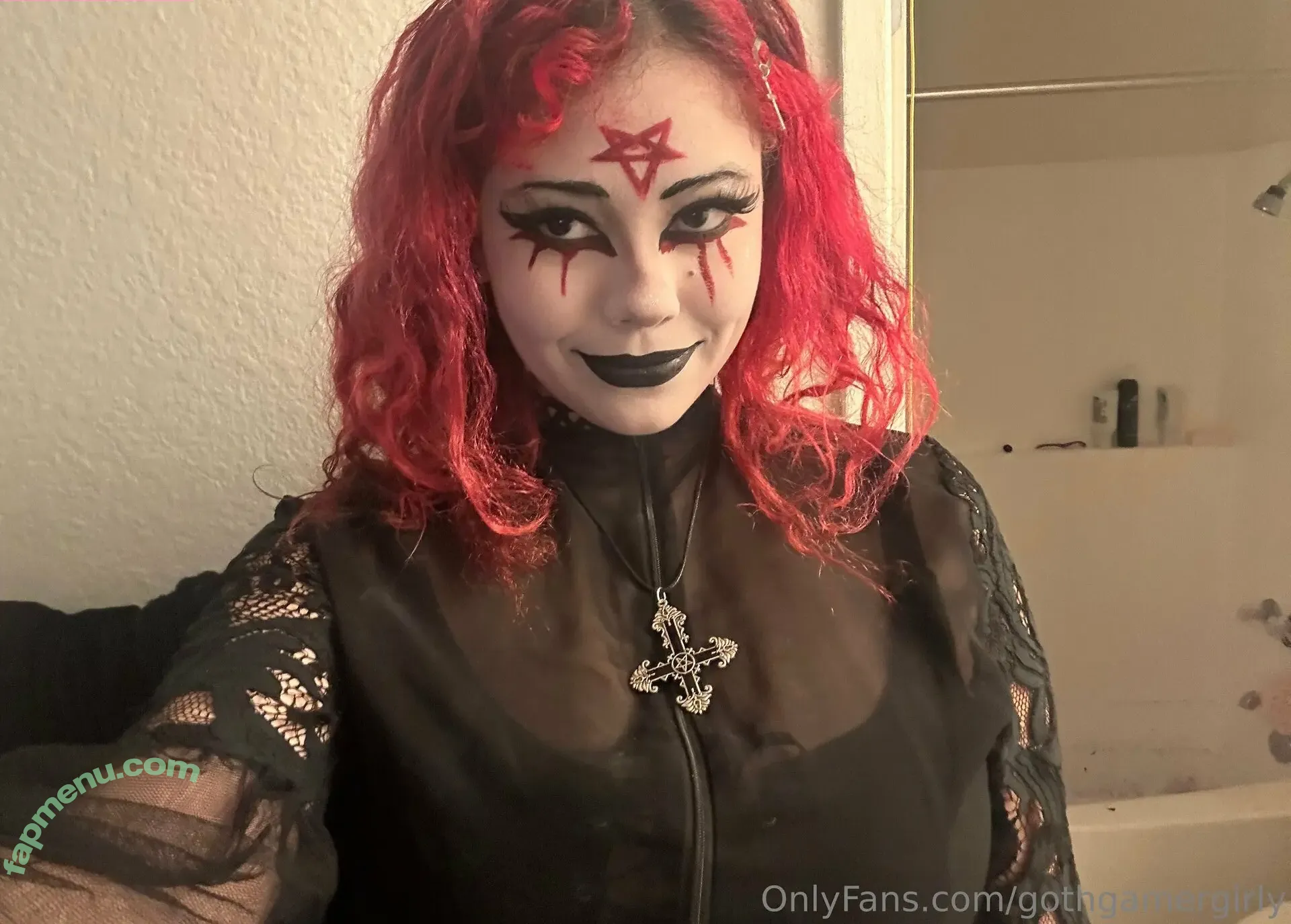 gothgamergirly nude photo #0364 (thegothmuse)