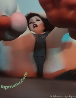 gothgiant / goth__egg nude photo #0040