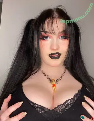 gothgiant / goth__egg nude photo #0042