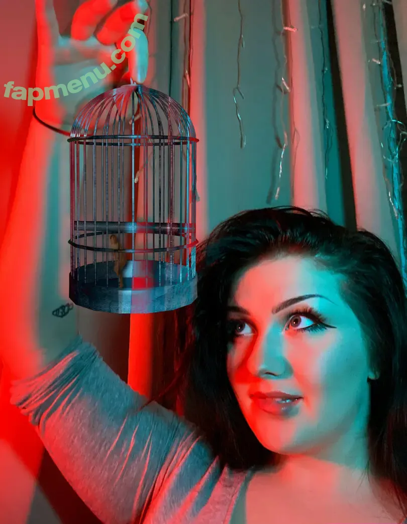 gothgiant nude photo #0033 (goth__egg)