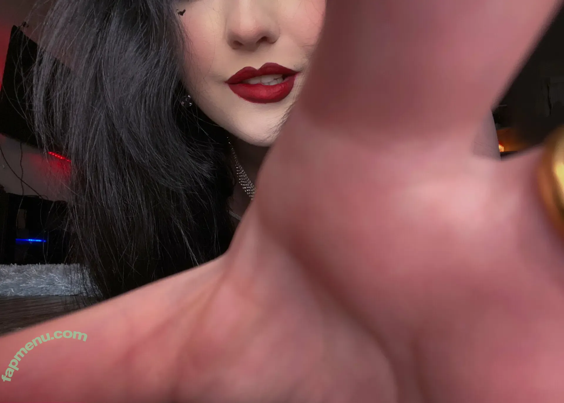 gothgiant nude photo #0055 (goth__egg)