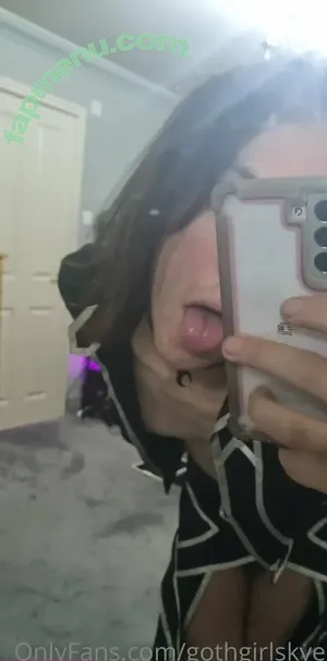 gothgirlskye / altgirlskye nude photo #0029