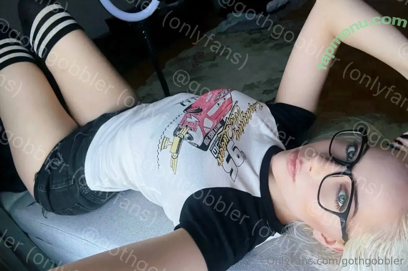 gothgobbler nude photo #0050 (gothgobbler)