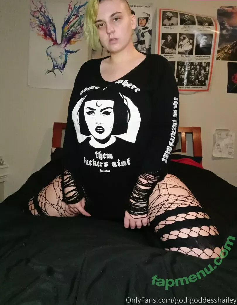 gothgoddesshailey nude photo #0051 (gothgoddesshailey)