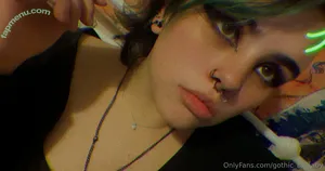 gothic_bi_baby / Little_gothic_sub nude photo #0011