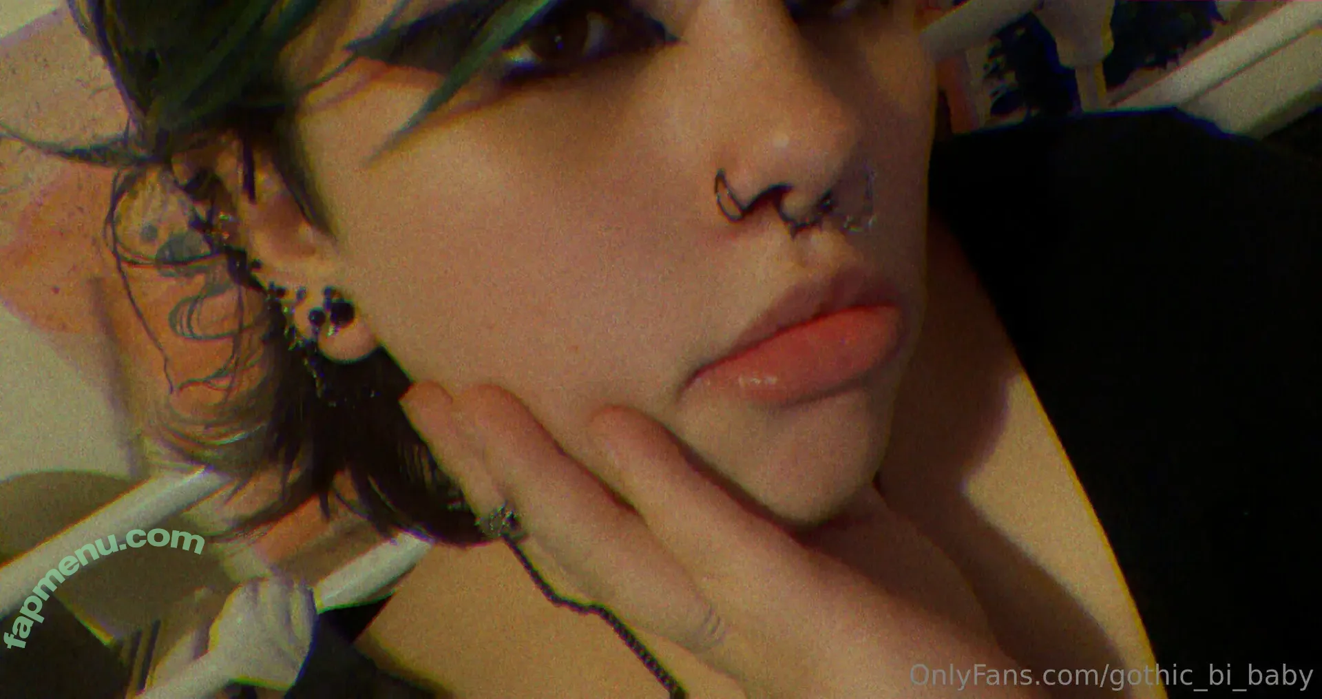 gothic_bi_baby nude photo #0013 (Little_gothic_sub)
