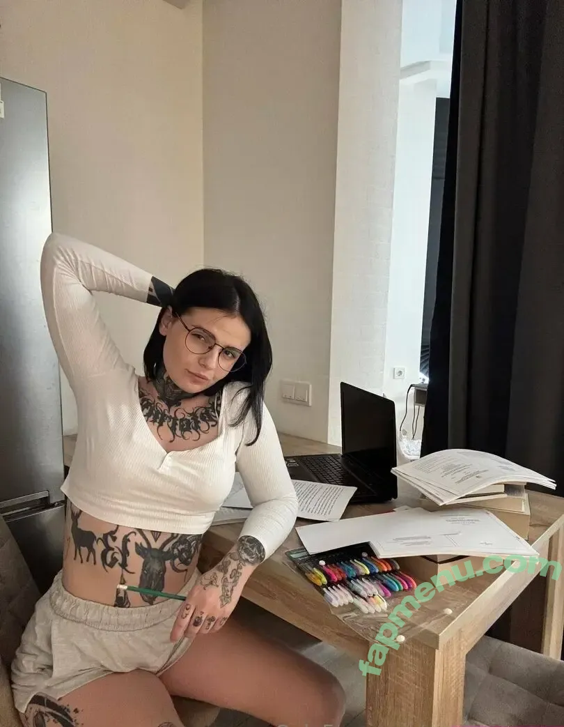 gothic_nymp nude photo #0088 (gothicnymp)