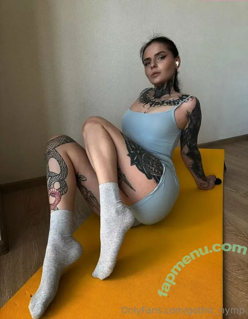 gothic_nymp nude photo #0090 (gothicnymp)