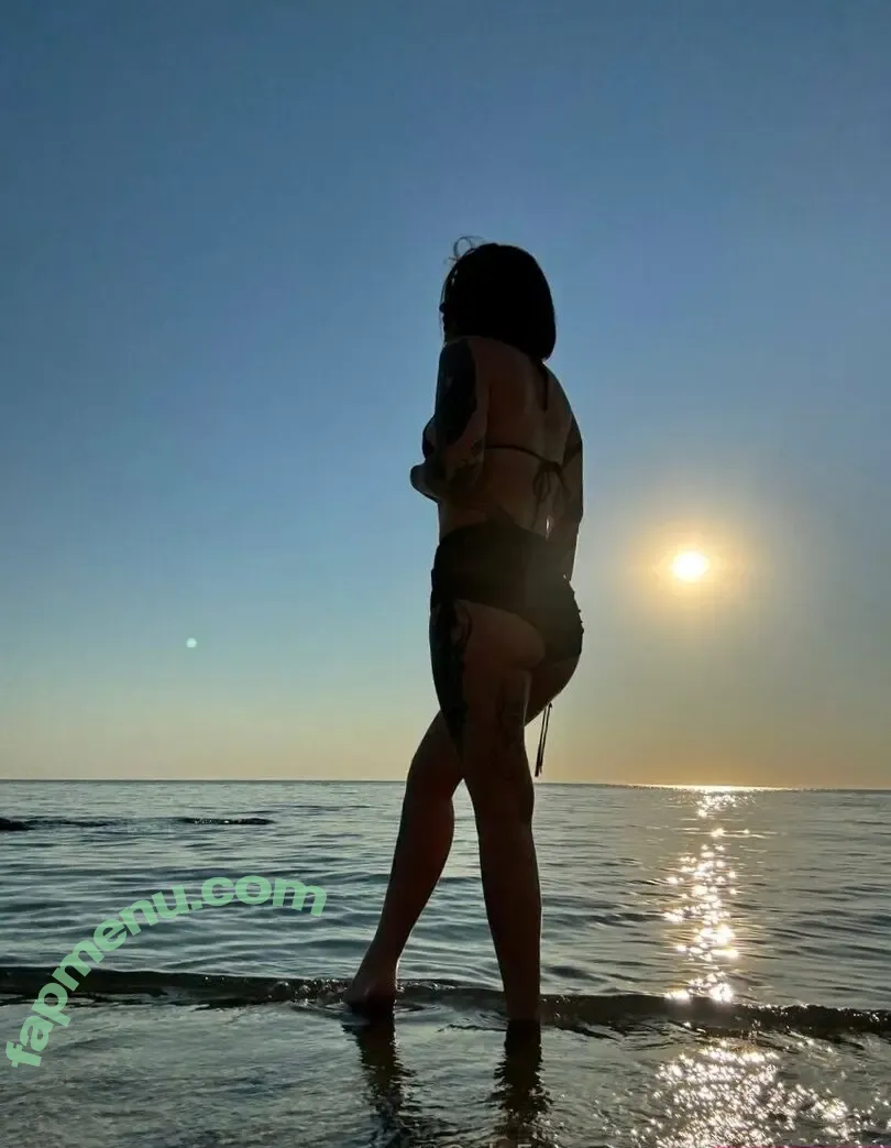 gothic_nymp nude photo #0096 (gothicnymp)