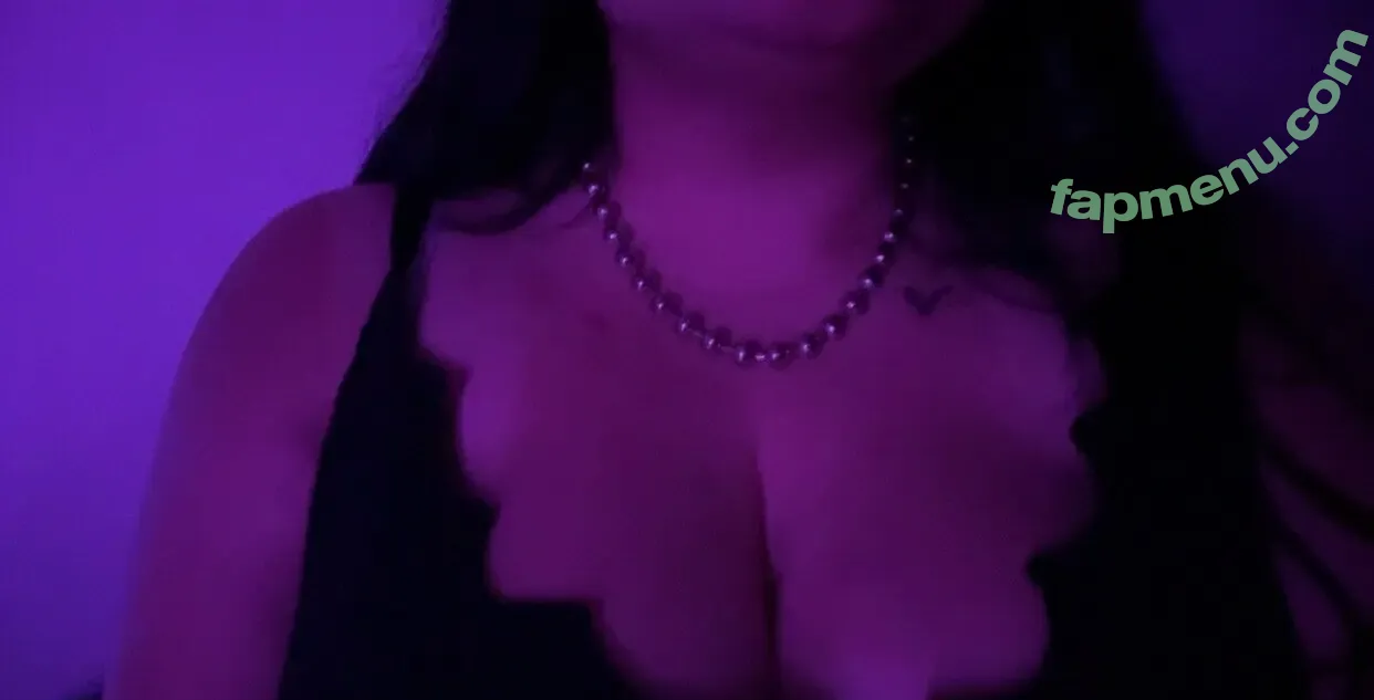gothiccgremlin nude photo #0004 (thiccgremlin)