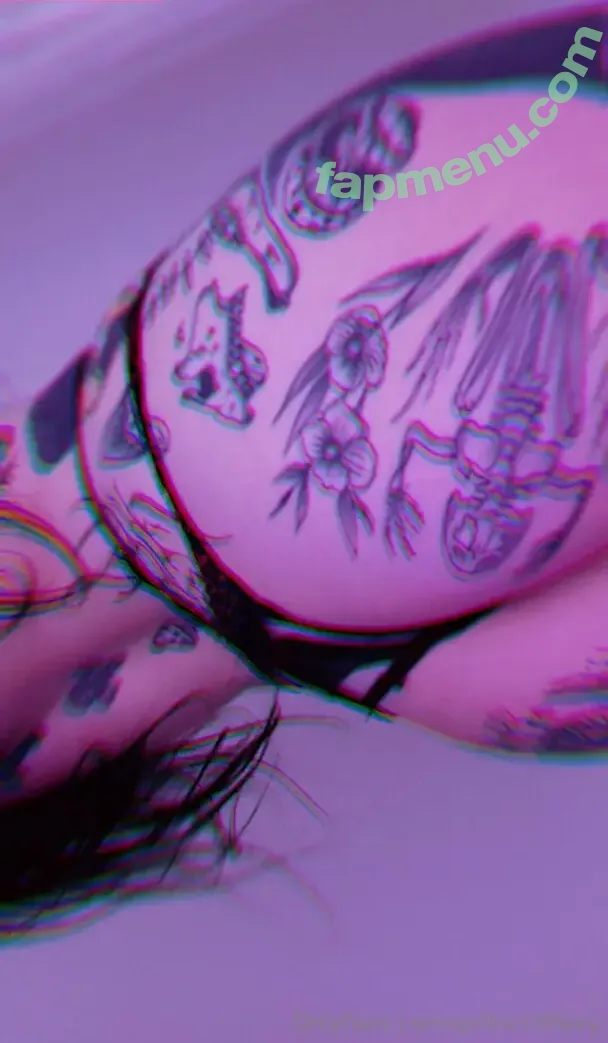 gothicclilfairy nude photo #0011 (gothicclilfairy)