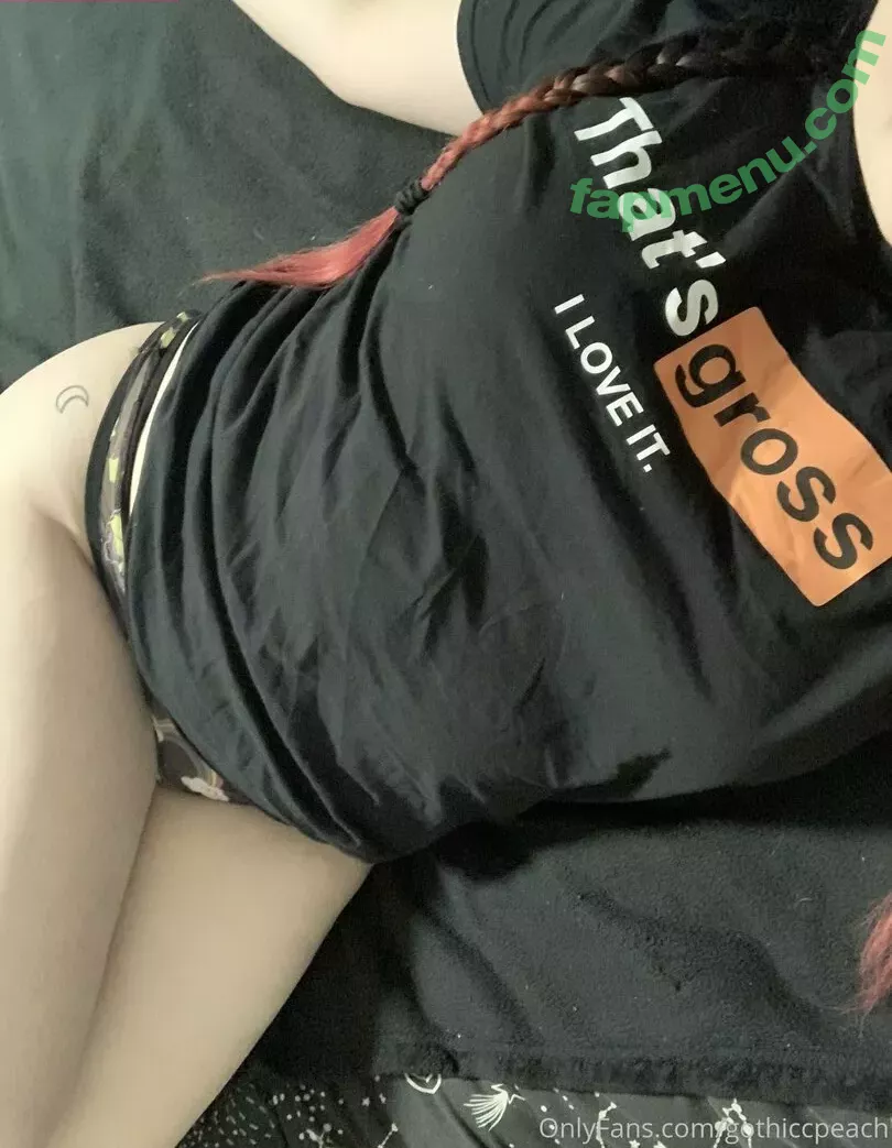 gothiccpeach nude photo #0001 (gothicpeach)