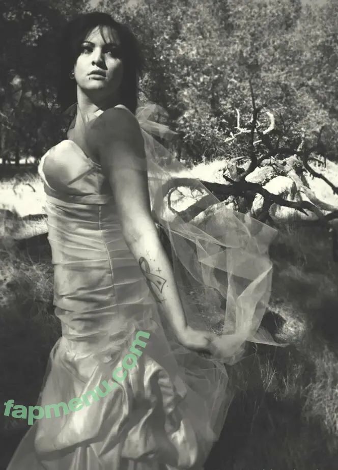 gothicgrimoire nude photo #0006 (thegothicgrimoire)