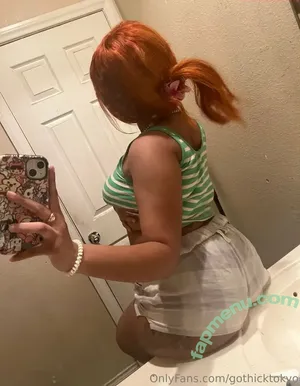  nude photo #0004