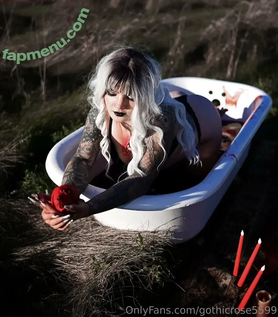 gothicrose5599 nude photo #0005 (vesmedinia)