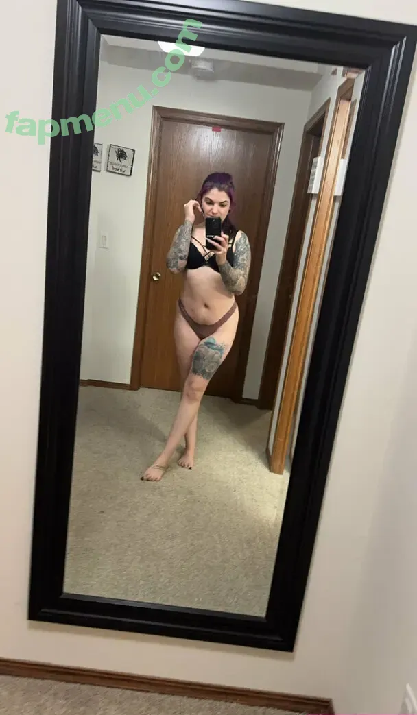 gothicrose5599 nude photo #0015 (vesmedinia)