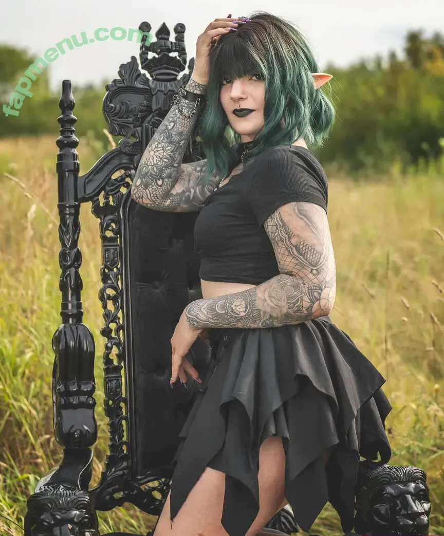 gothicrose99 nude photo #0008 (gothicrose99)