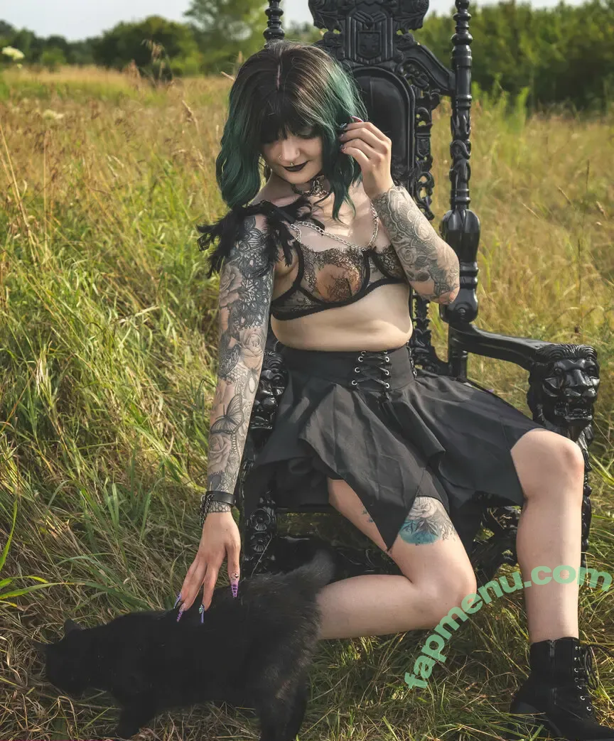 gothicrose99 nude photo #0009 (gothicrose99)