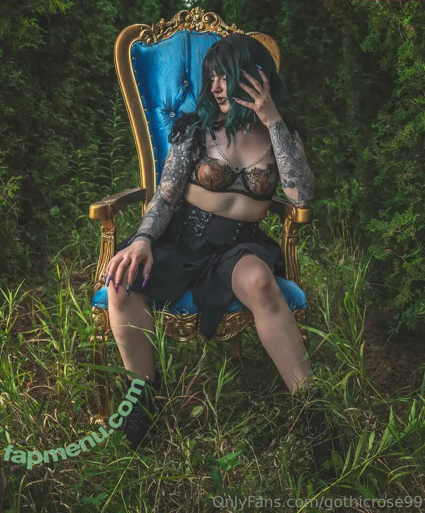 gothicrose99 nude photo #0016 (gothicrose99)