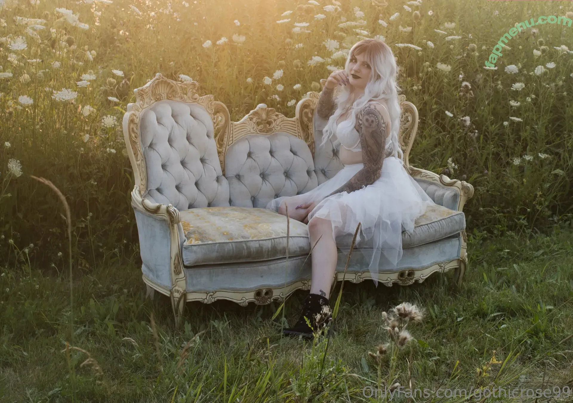 gothicrose99 nude photo #0029 (gothicrose99)