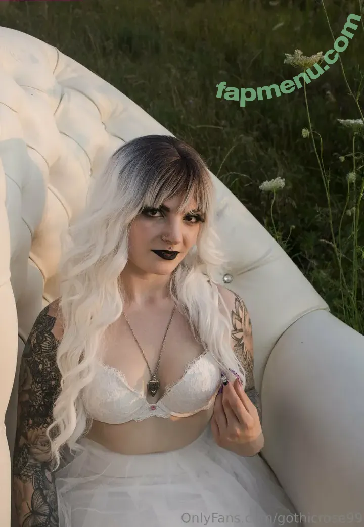 gothicrose99 nude photo #0032 (gothicrose99)