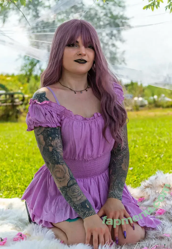 gothicrose99 nude photo #0045 (gothicrose99)