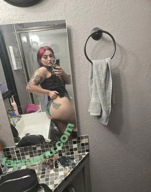 gothicxjade nude photo #0016 (gothicxjade)