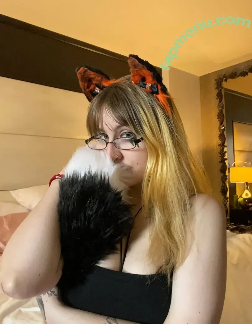 gothkittygirlfriend nude photo #0016 (gothkittygirlfriend)