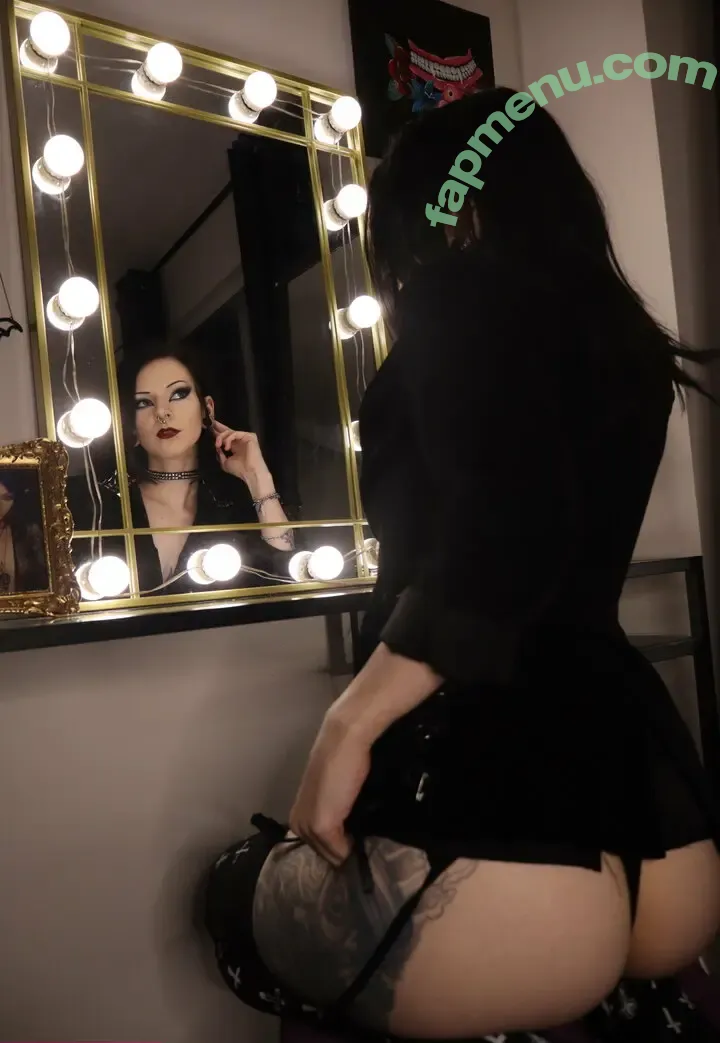 gothlizardfree nude photo #0022 (gothlizardfree)