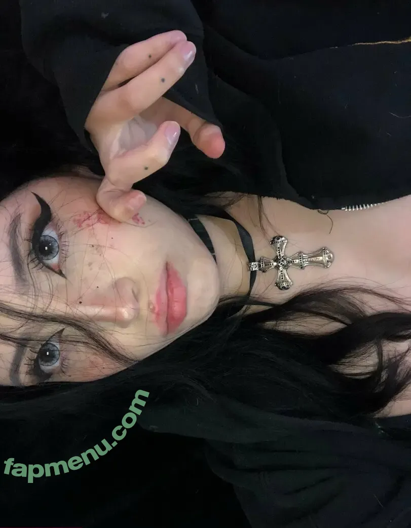 gothlyra nude photo #0010 (gothlyra)