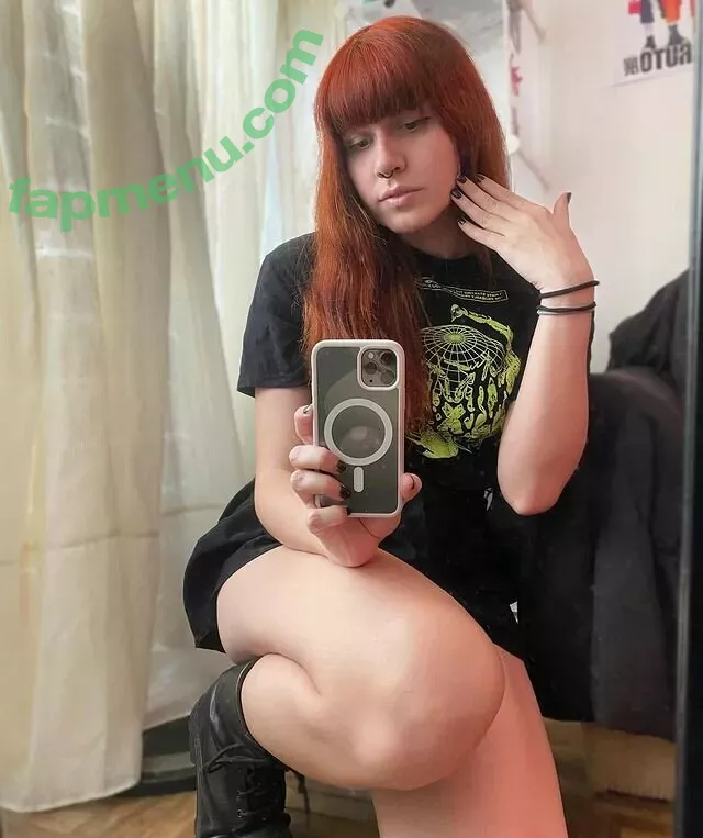 Gothmae nude photo #0036 (goth-mae / iGothMae)