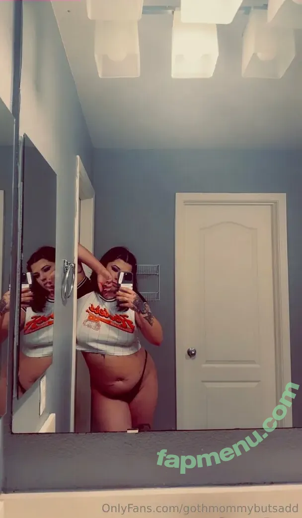 gothmommybutsadd nude photo #0025 (gothmommybutsadd)