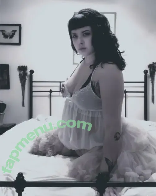 gothmommybutsadd nude photo #0049 (gothmommybutsadd)