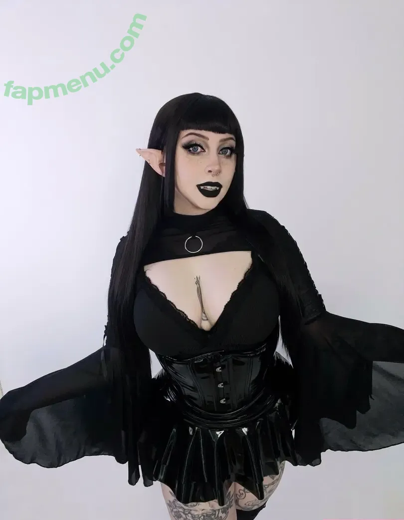 gothpixi nude photo #0014 (gothpixi)