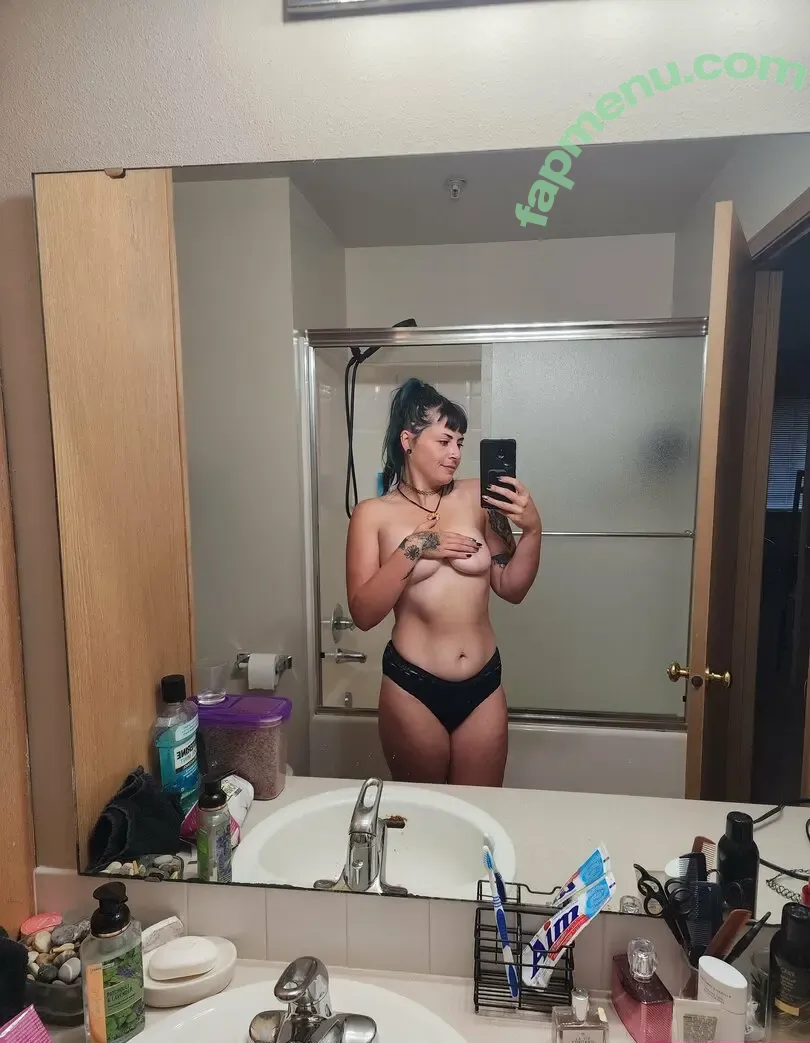 gothprincess14 nude photo #0026 (gothikprincess84)