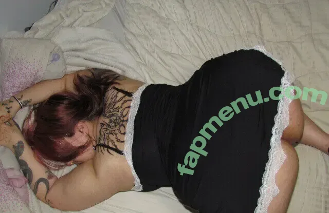 gothshawty1 nude photo #0013 (gothshawtyy)