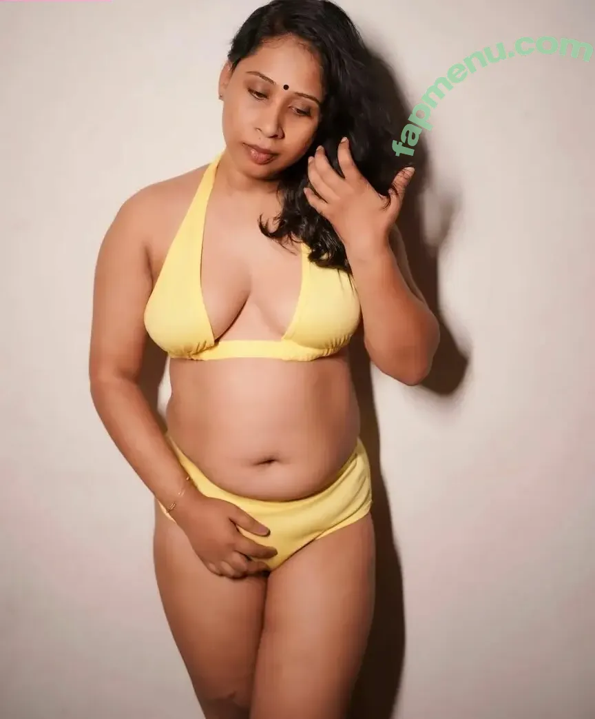 Gowri Siji Mathews nude photo #0003 (gowri.mathews)