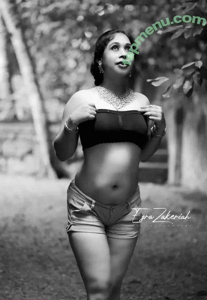 Gowri Siji Mathews nude photo #0017 (gowri.mathews)