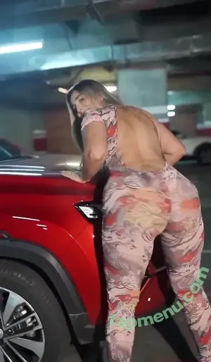 gqueenofficial /  / Geraldine Rosales / gqueenofficiall nude photo #0073