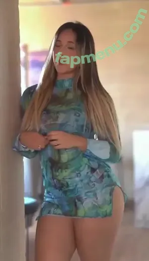 gqueenofficial /  / Geraldine Rosales / gqueenofficiall nude photo #0076